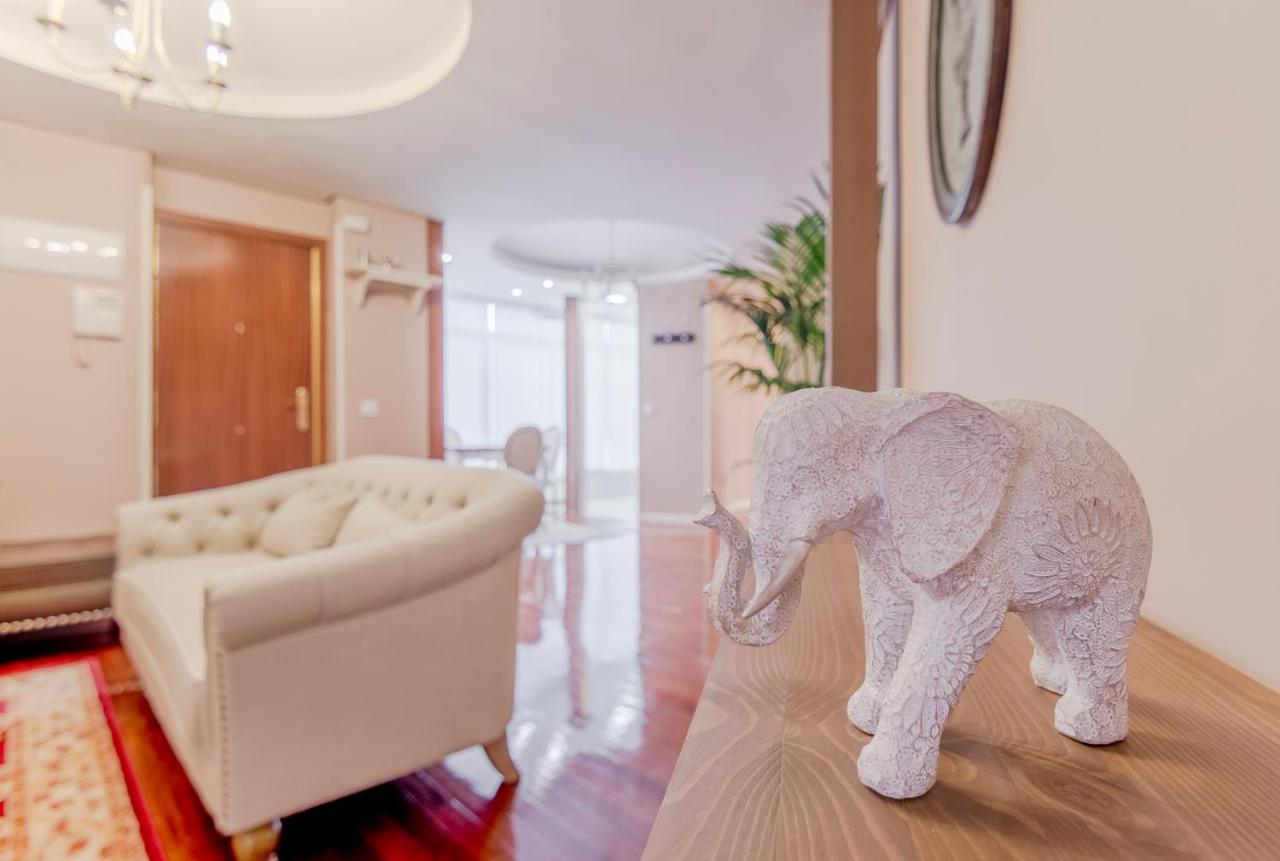 Cross Check Descalzas Reales Apartamento Madrid